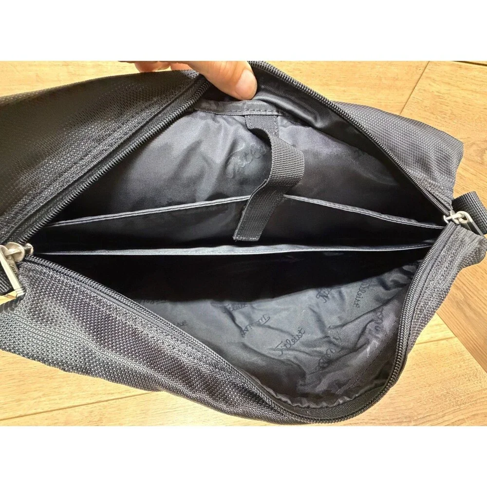 Titleist Messenger Bag NWT Black/Gray Hanjin Logo Golf MSG05-3